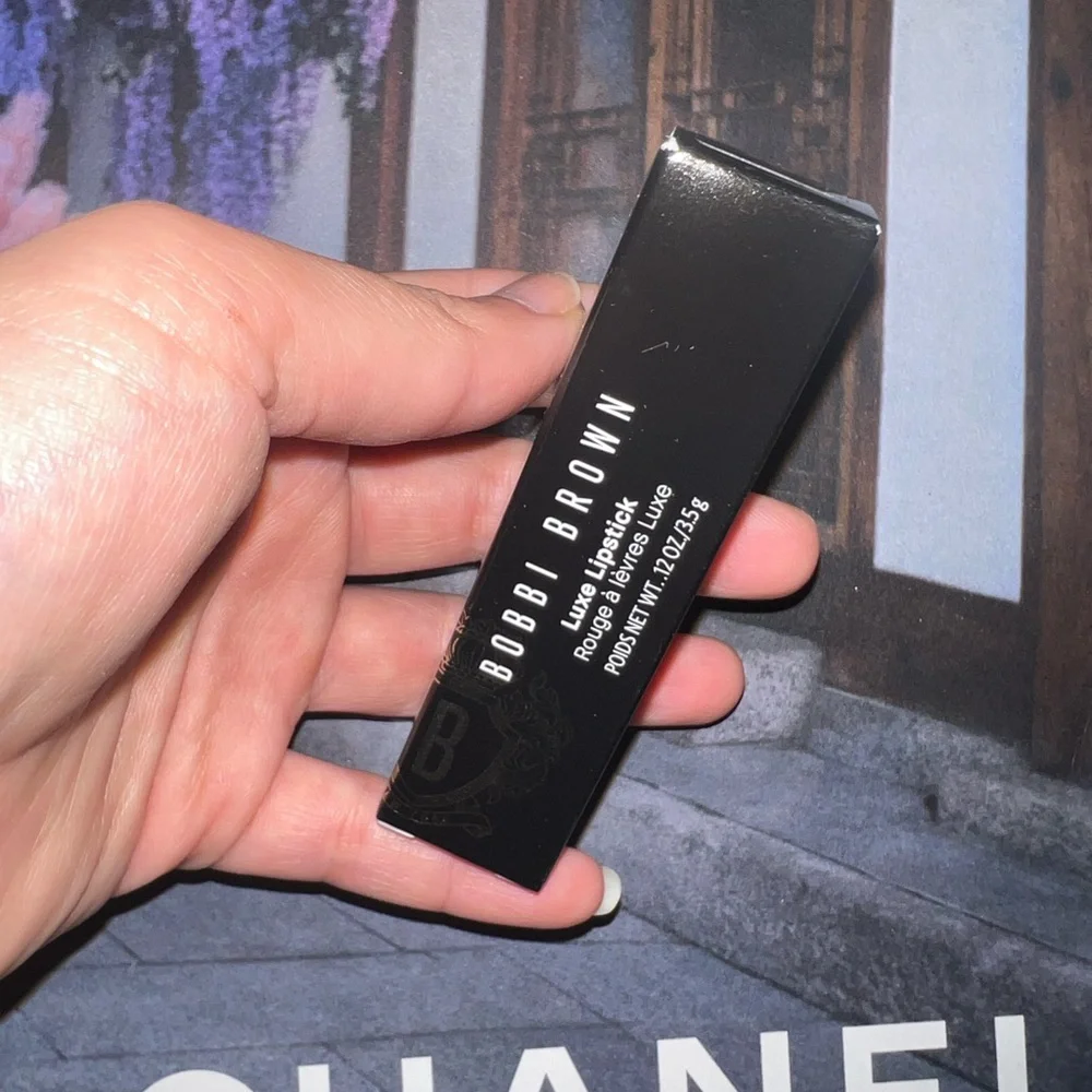 Bobbi Brown Luxe Lipstick ~ 808 RUBY ~ .12 Oz / 3.5g new